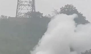 直升机坠落3人遇难 直升机坠落3人遇难